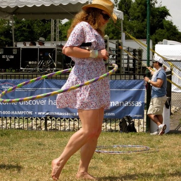 Meet your Posher, Joy - Picture 2 of 3